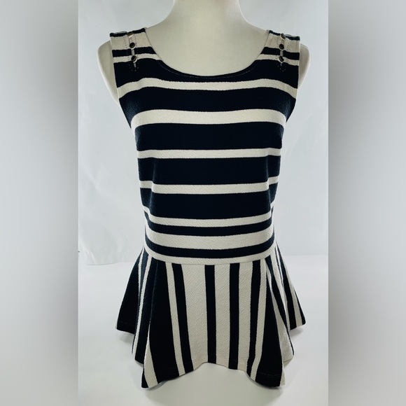 ANTHROPOLOGIE ANTONIA PEPLUM TOP SIZE MEDIUM - Picture 3 of 8